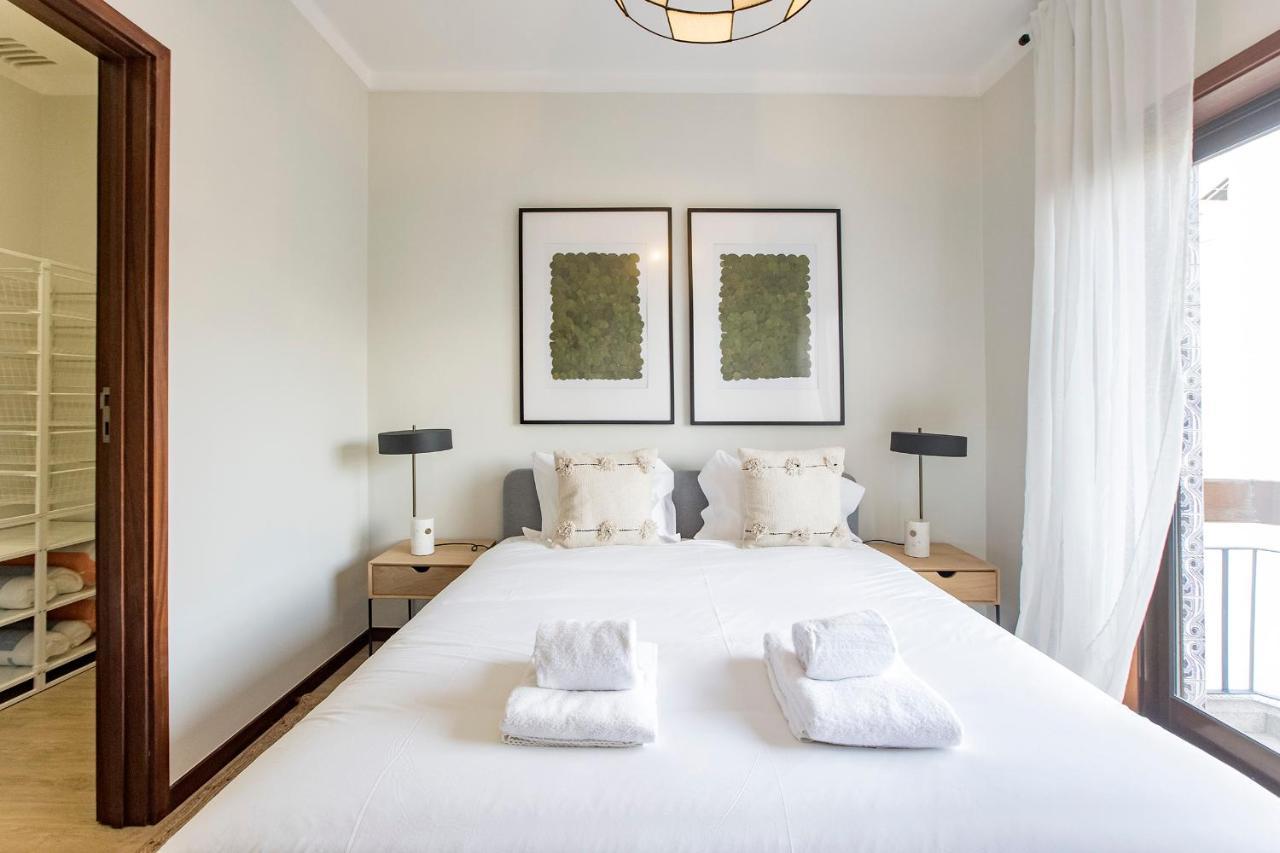 2Br Flat In Bonfim W/ Ac & Balcony By Lovelystay ポルト エクステリア 写真