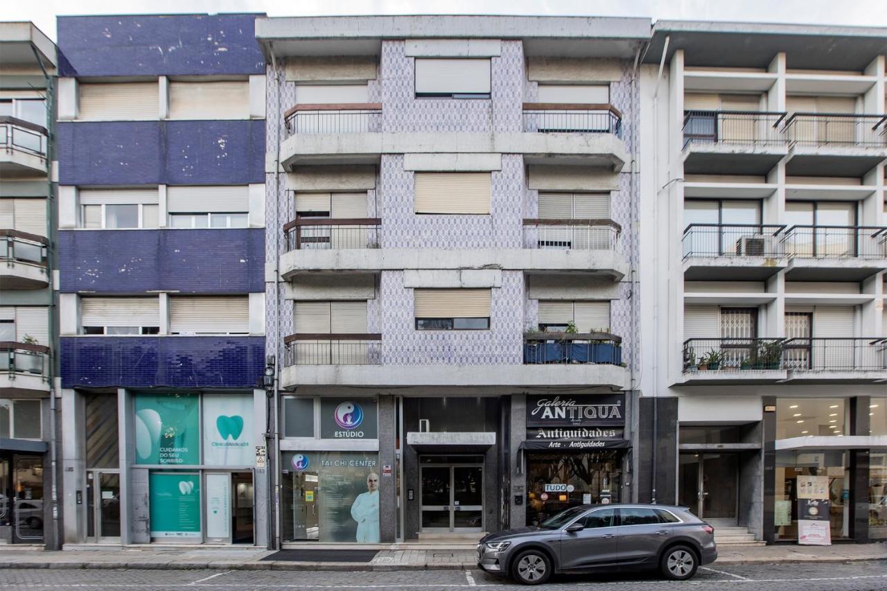 2Br Flat In Bonfim W/ Ac & Balcony By Lovelystay ポルト エクステリア 写真